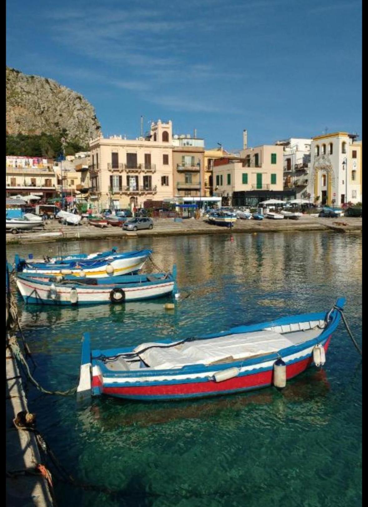 Medea Mondello Holiday Bagian luar foto